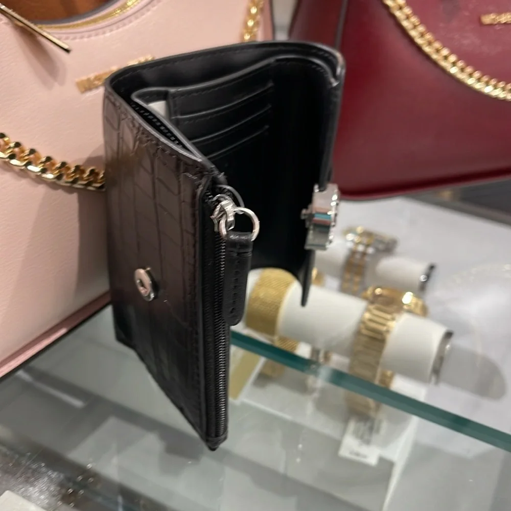MICHAEL KORS CARMEN MEDIUM LOGO AND FAUX LEATHER WALLET BLACK  NWT